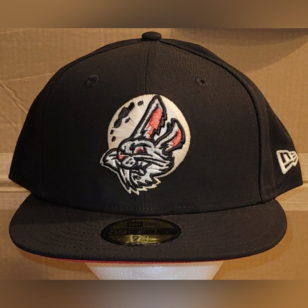 New Era/The Clink Room-HareWolves GITD-Size 7 3/4